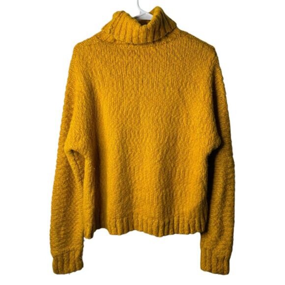 J Crew Golden Yellow Chunky Turtleneck Size Medium Roomy Boxy Lagenlook Cozy - Picture 1 of 9